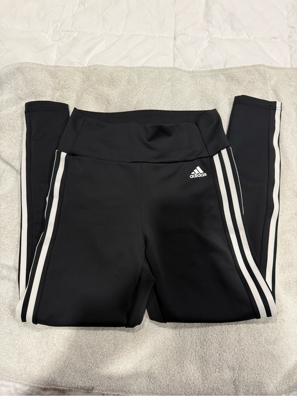 Adidas leggings- gently used